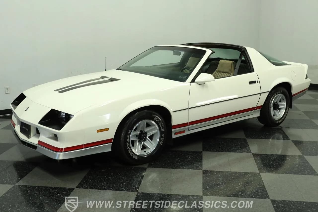 1983 Chevrolet Camaro Z/28 - Thumbnail 6