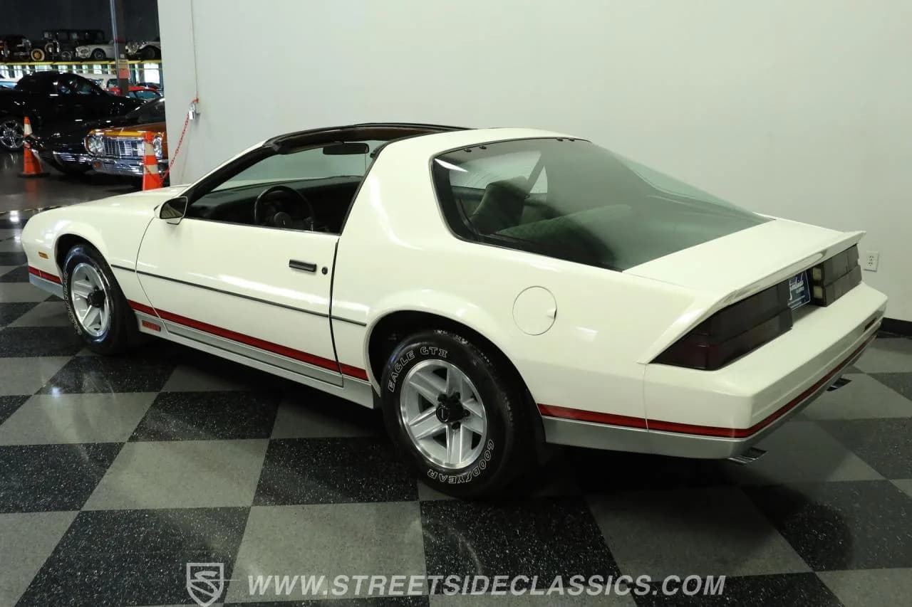 1983 Chevrolet Camaro Z/28 - Thumbnail 7