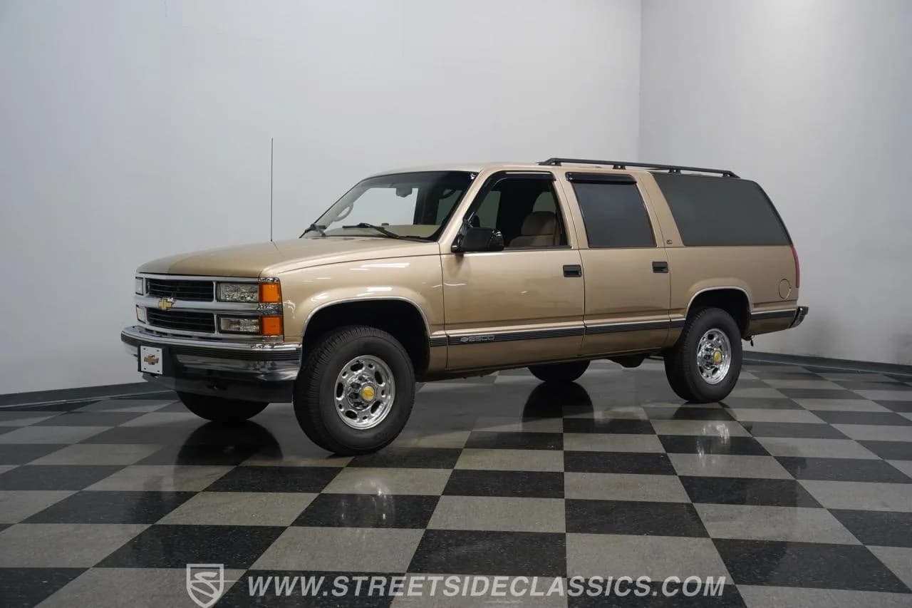 1999 Chevrolet Suburban 2500 - Thumbnail 6