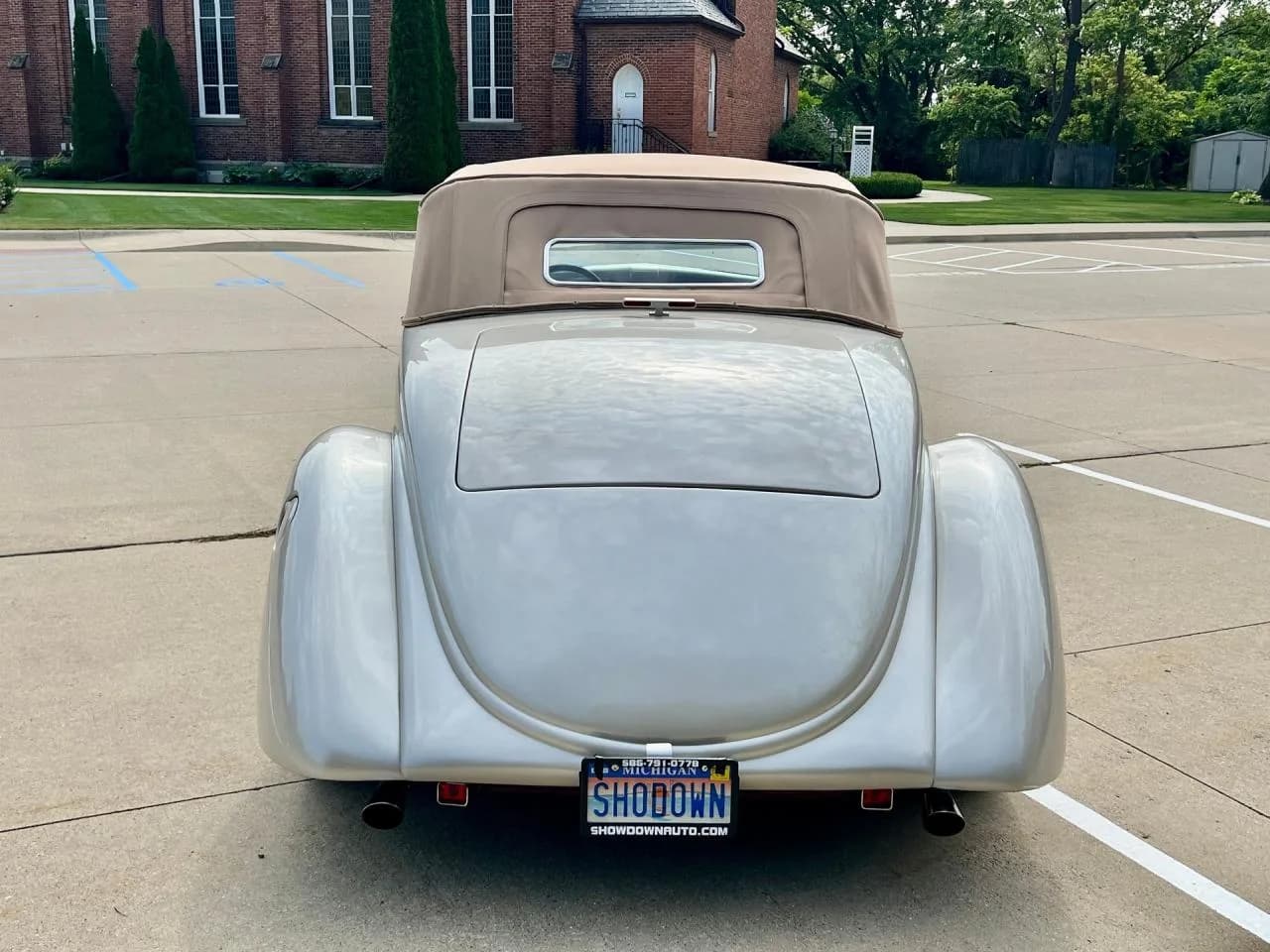 1936 Ford Cabriolet - Thumbnail 6