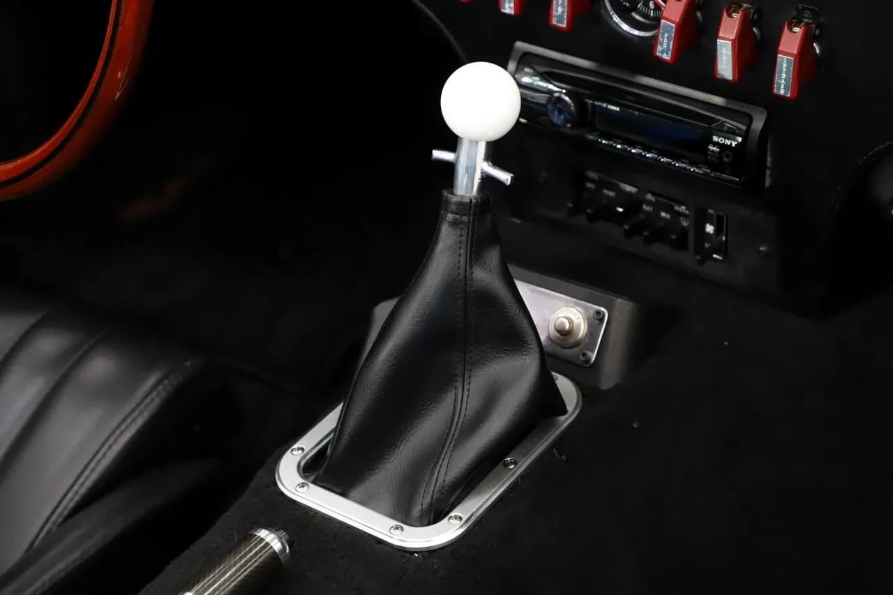 1966 Shelby Cobra - Thumbnail 4