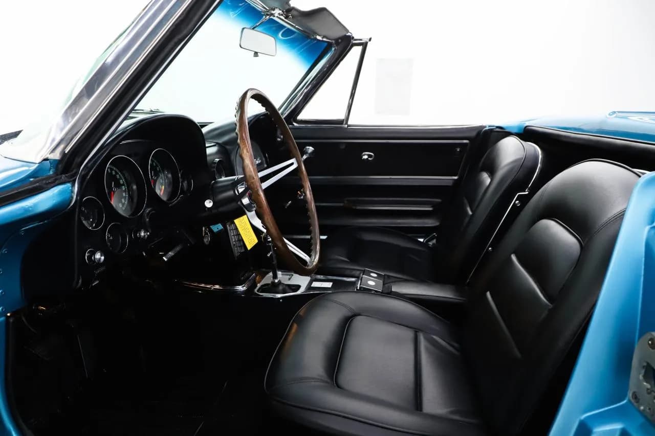1965 Chevrolet Corvette - Image 30