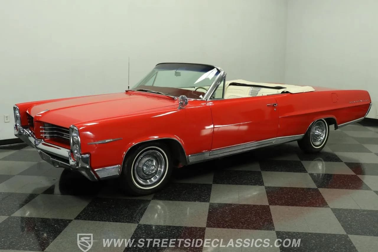 1964 Pontiac Bonneville Convertible - Thumbnail 6