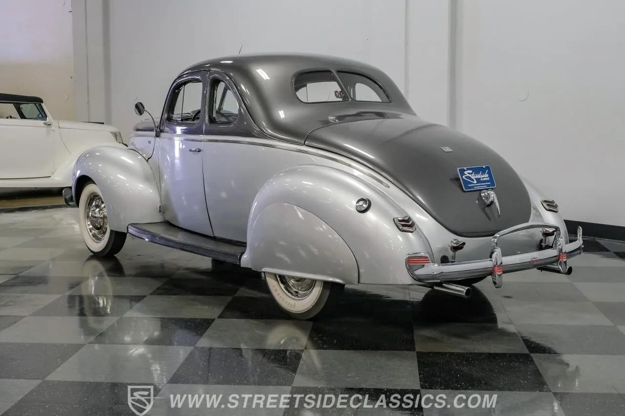 1940 Ford Deluxe Business Coupe - Thumbnail 8