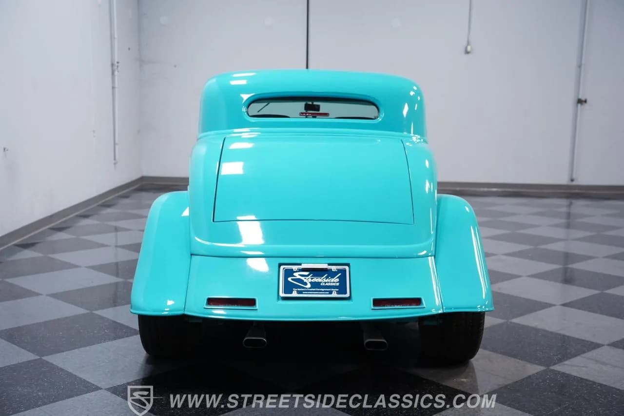 1933 Ford 3-Window Coupe - Thumbnail 8