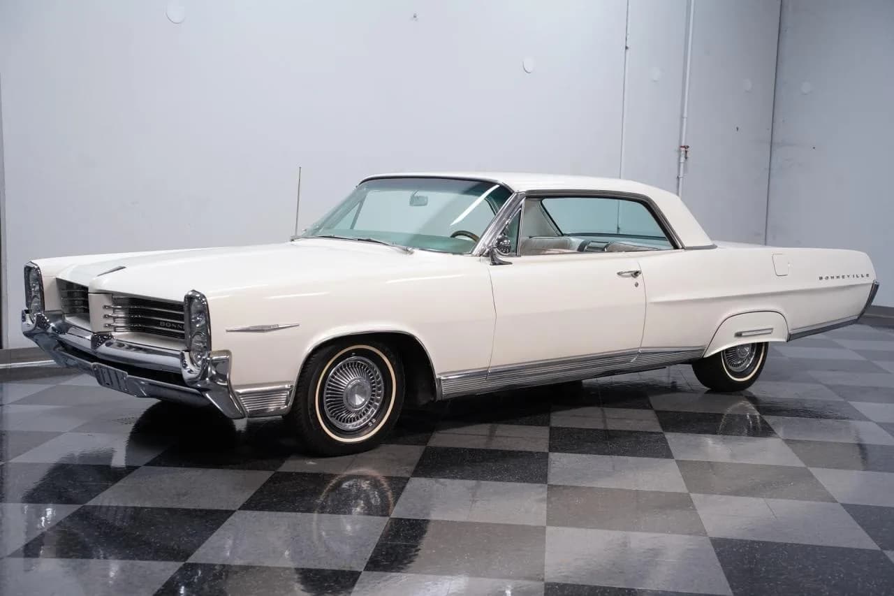 1964 Pontiac Bonneville - Thumbnail 7
