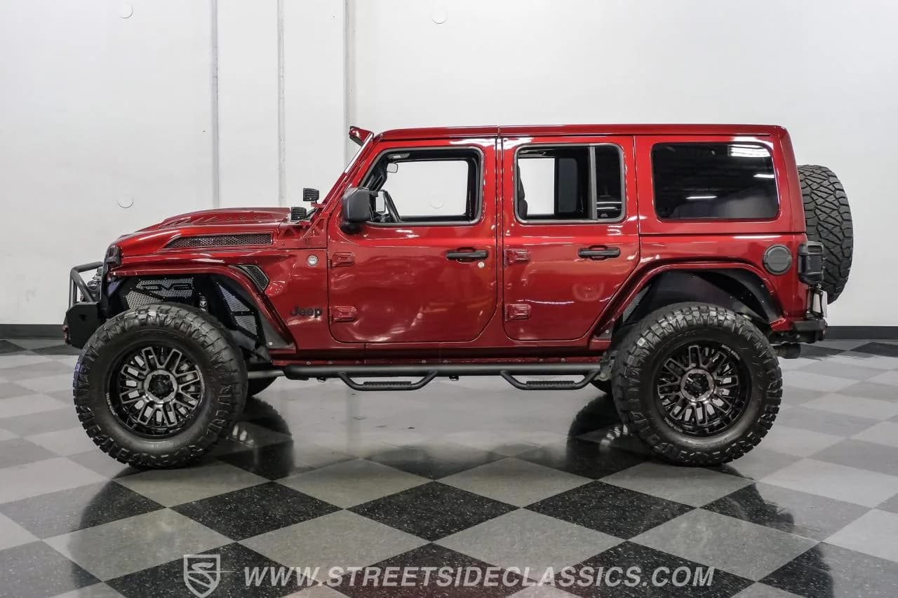 2021 Jeep Wrangler Unlimited Sport 4X4 - Thumbnail 8