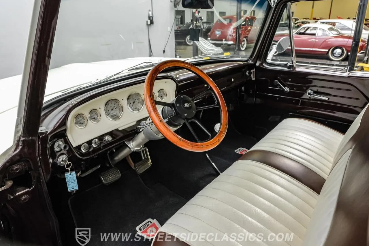 1961 Ford F-100 Unibody - Thumbnail 4