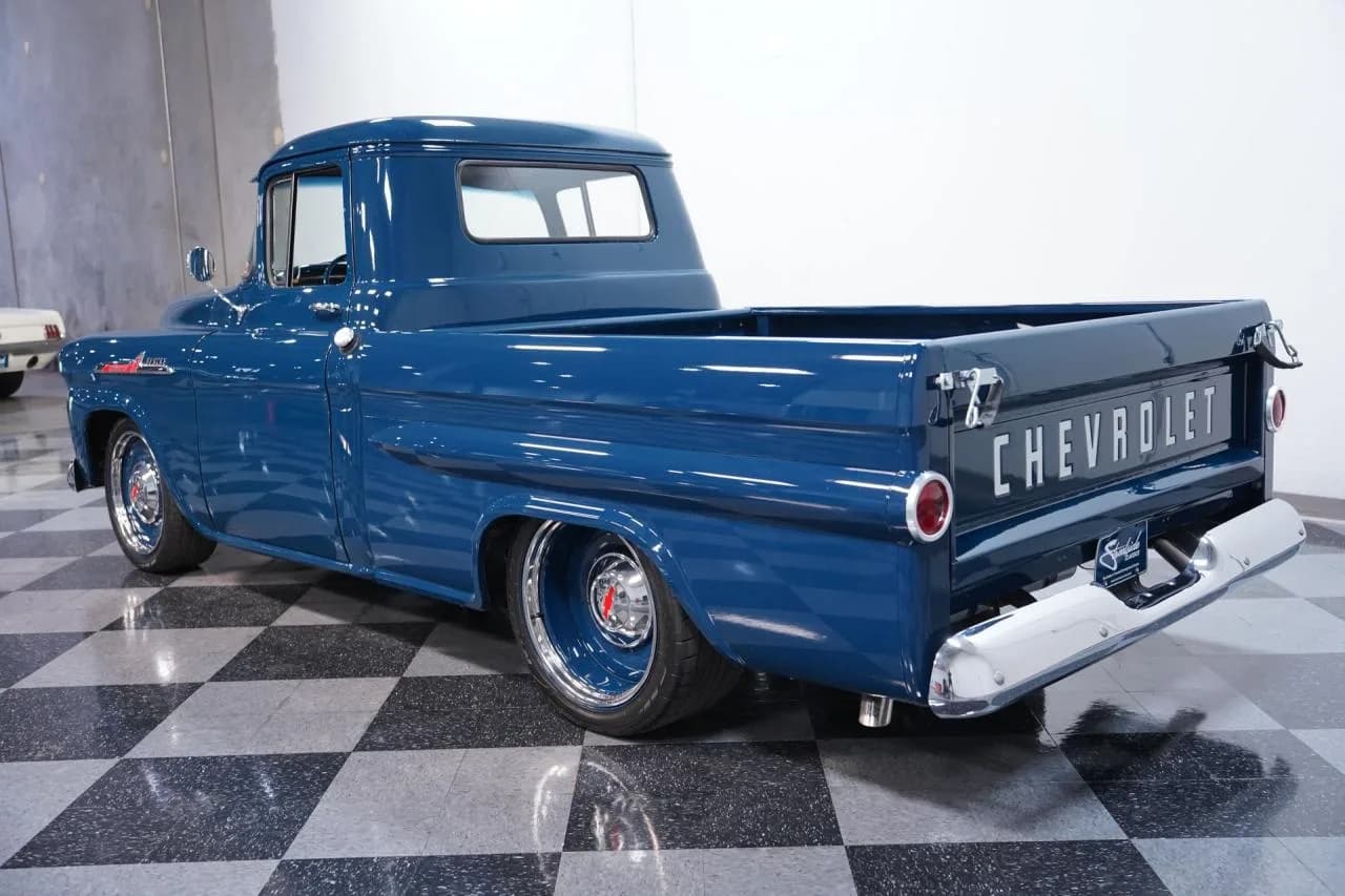 1958 Chevrolet Apache LS restomod - Thumbnail 6