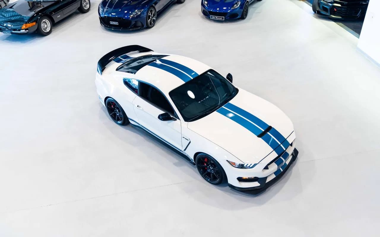 2020 Ford Mustang Shelby GT350R - Thumbnail 7