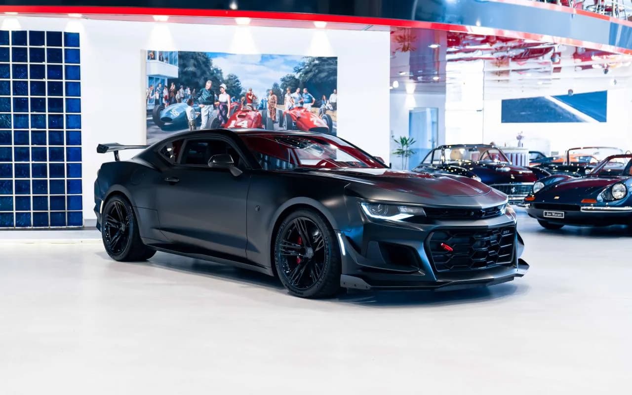 2019 Chevrolet Camaro ZL1 1LE - Thumbnail 4