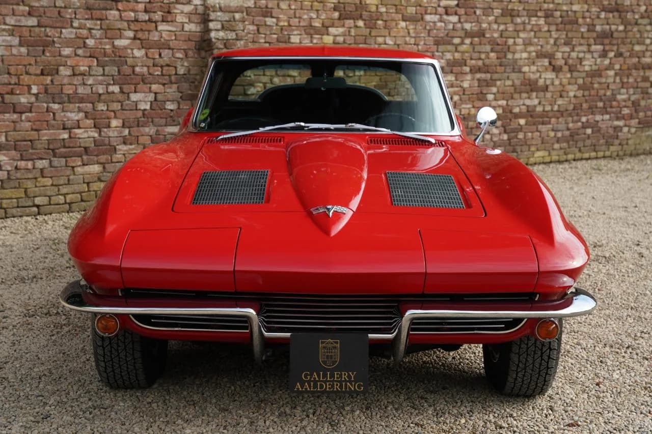 1963 Chevrolet Corvette C2 Sting Ray Split Window &ldquo;One year only&rdquo; - Thumbnail 5