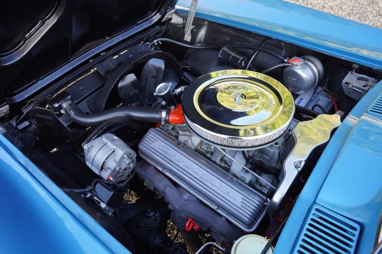 1966 Chevrolet Corvette C2 Sting Ray &ldquo;Matching Numbers &amp; Colors&rdquo; - Thumbnail 7