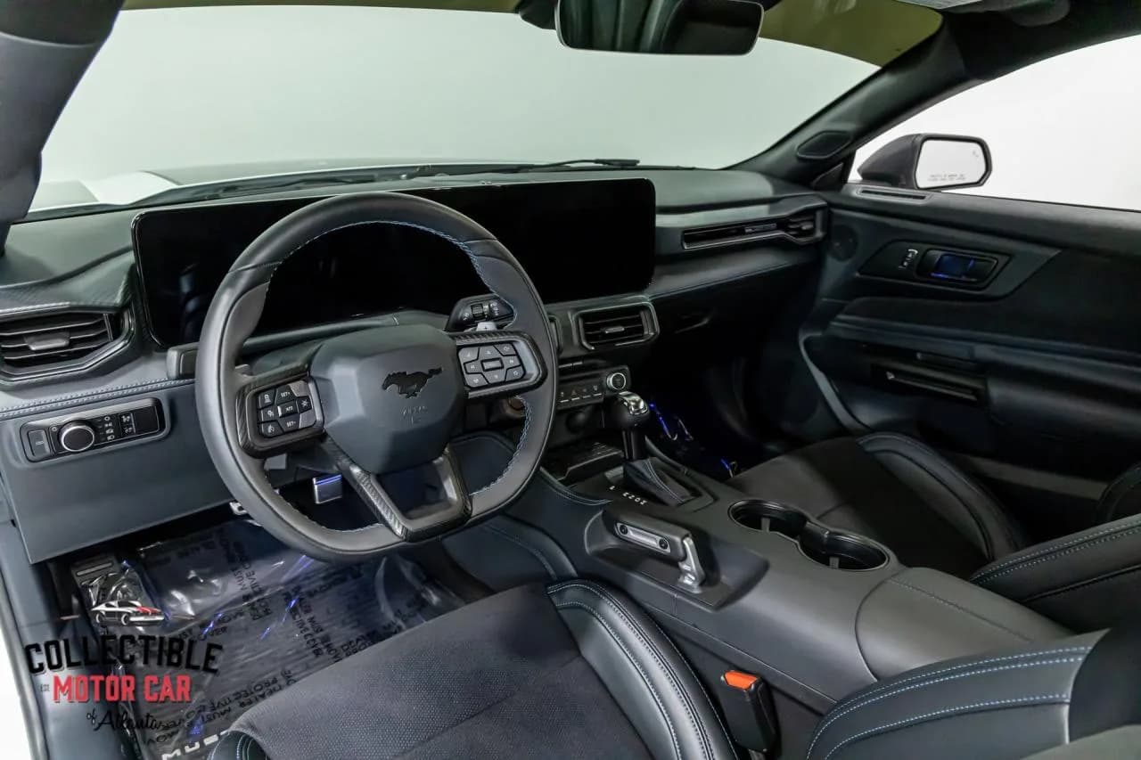 2024 Ford Mustang DARK HORSE - Thumbnail 4