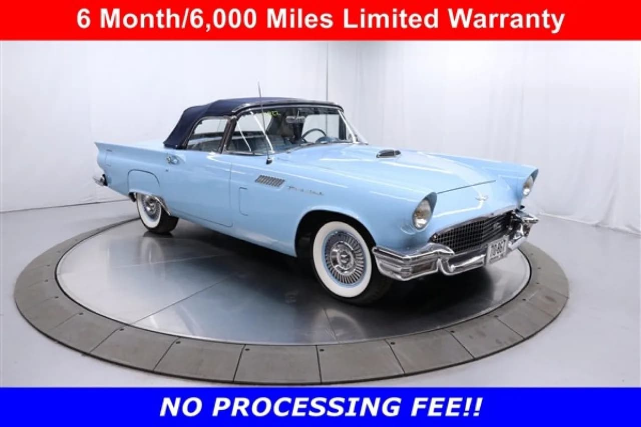 1957 Ford Thunderbird