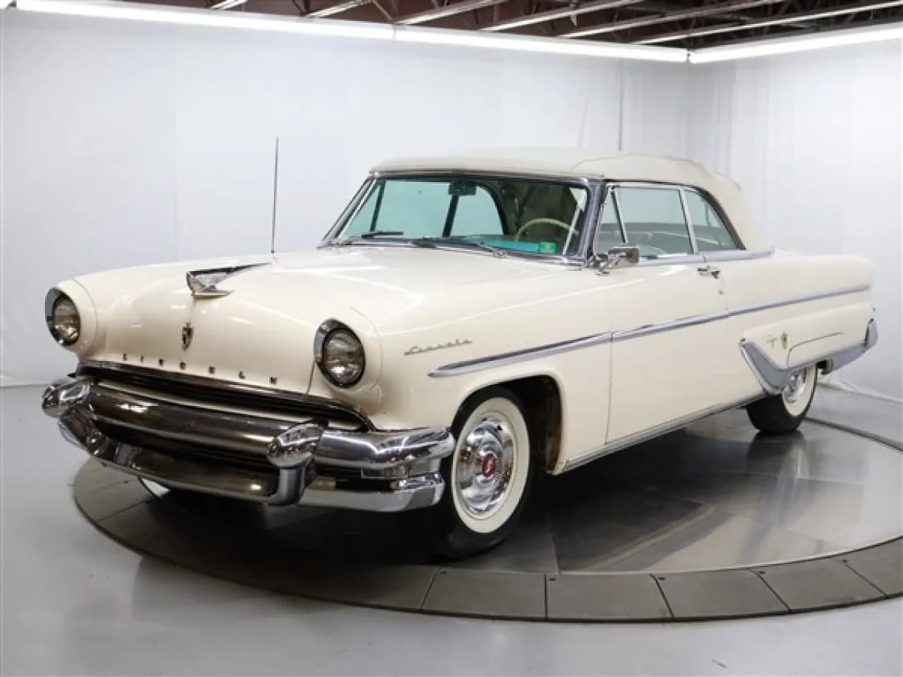 1955 Lincoln Capri - Thumbnail 2