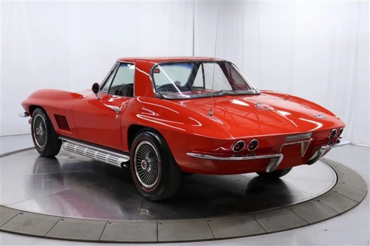 1967 Chevrolet Corvette - Thumbnail 5