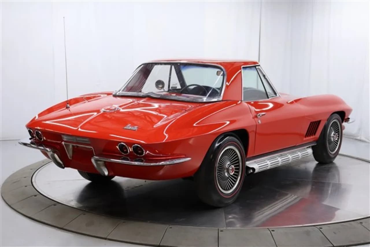 1967 Chevrolet Corvette - Thumbnail 7