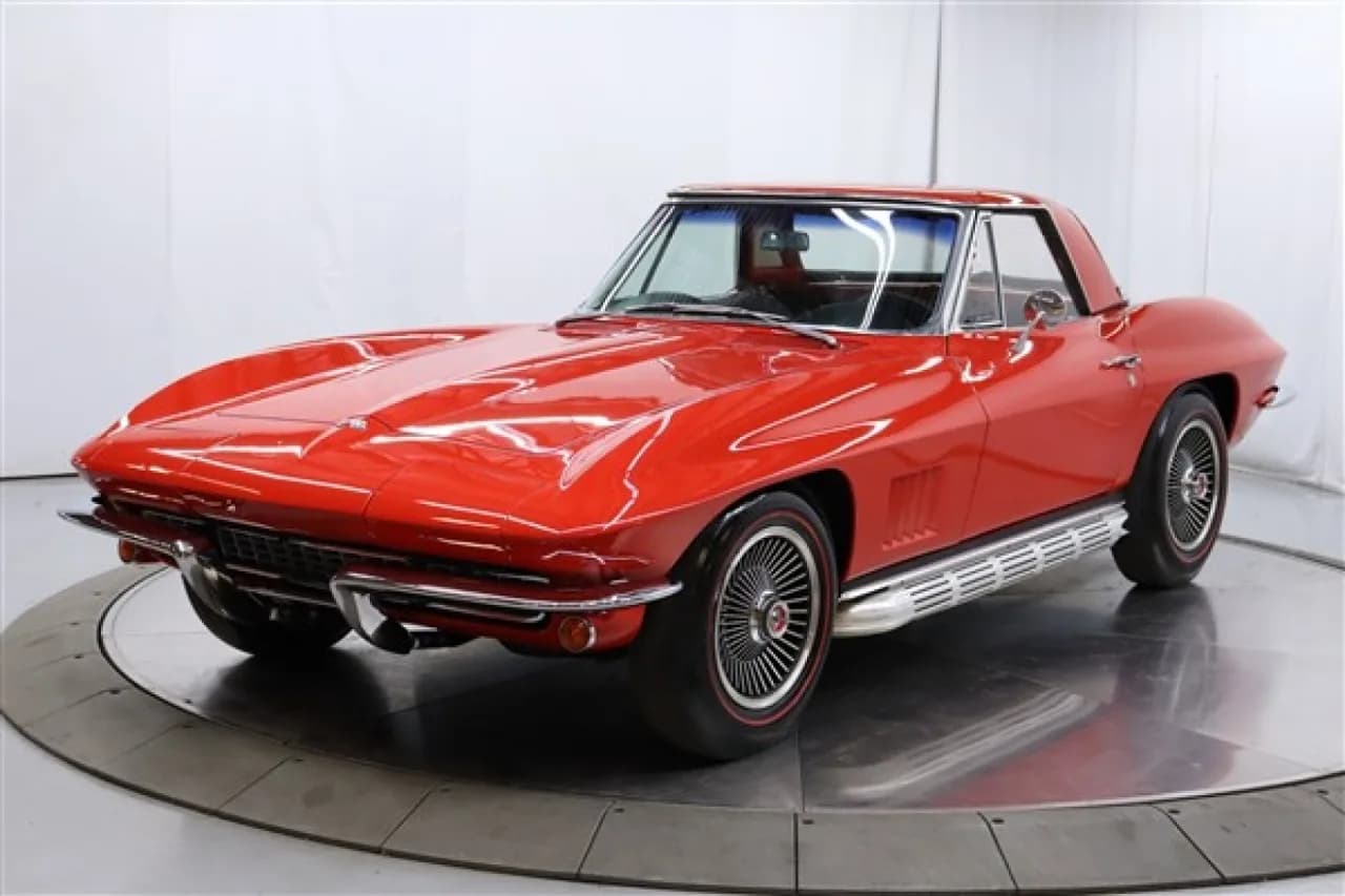 1967 Chevrolet Corvette - Thumbnail 2