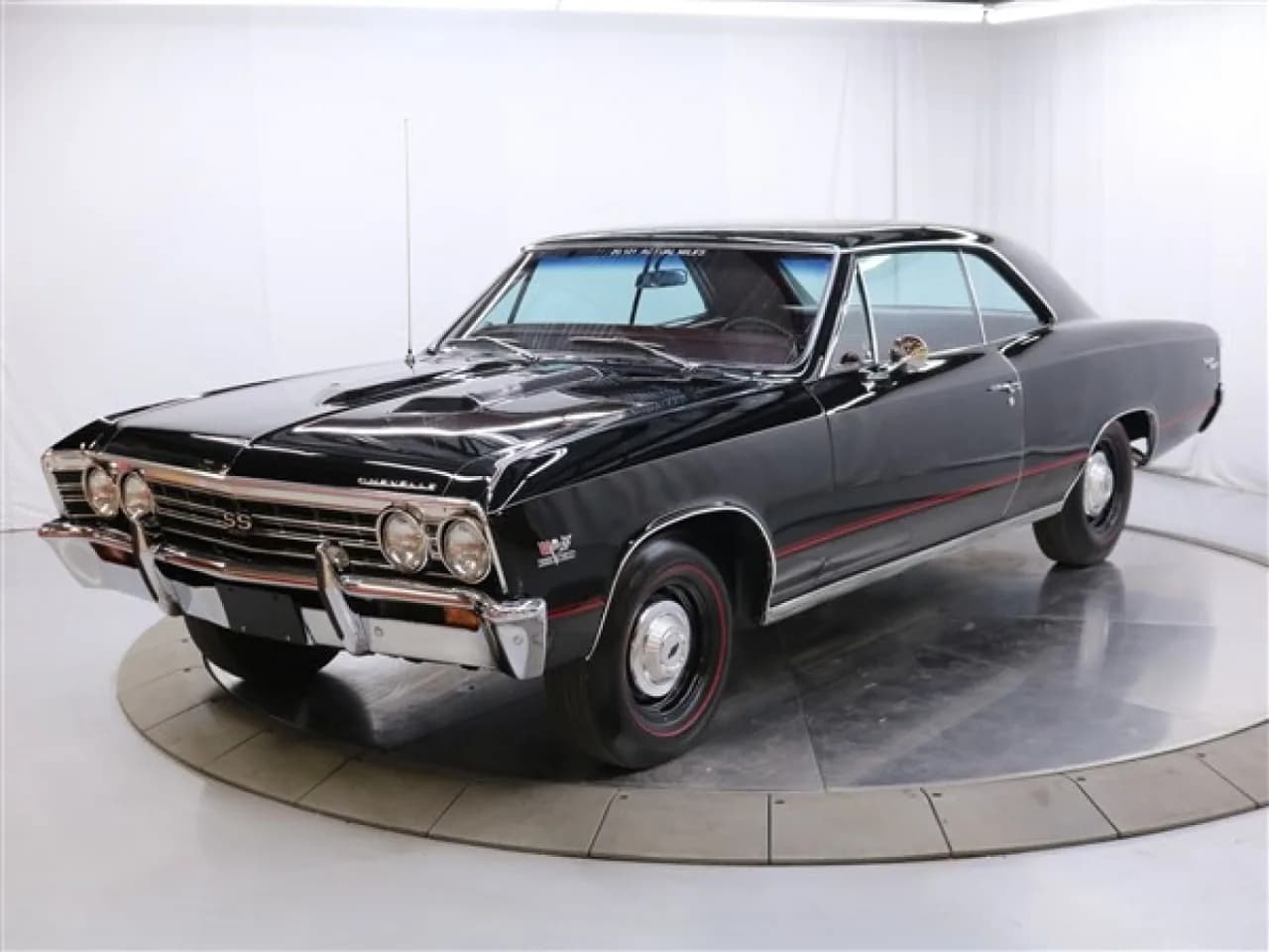 1967 Chevrolet Chevelle SS 396 - Thumbnail 2