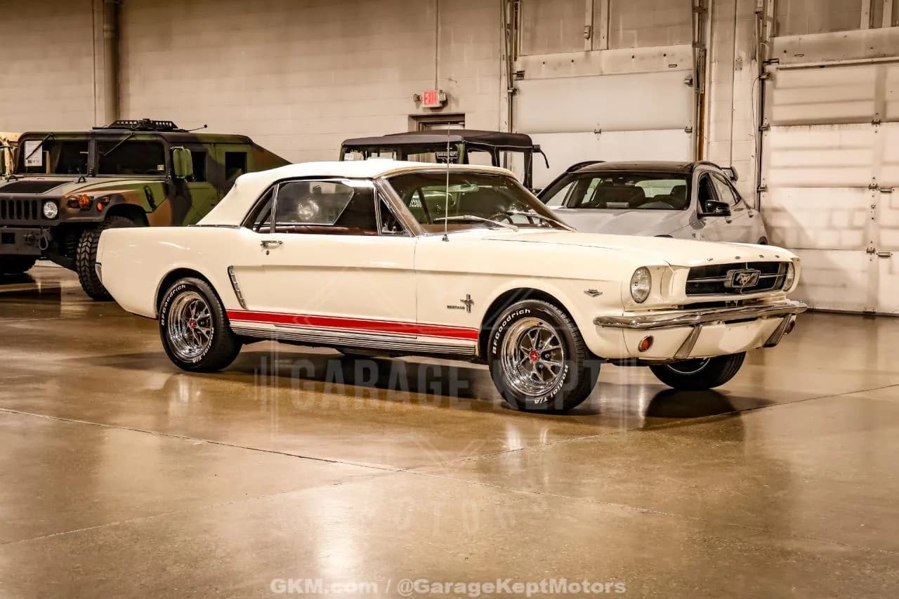 1965 Ford Mustang Convertible - Thumbnail 3