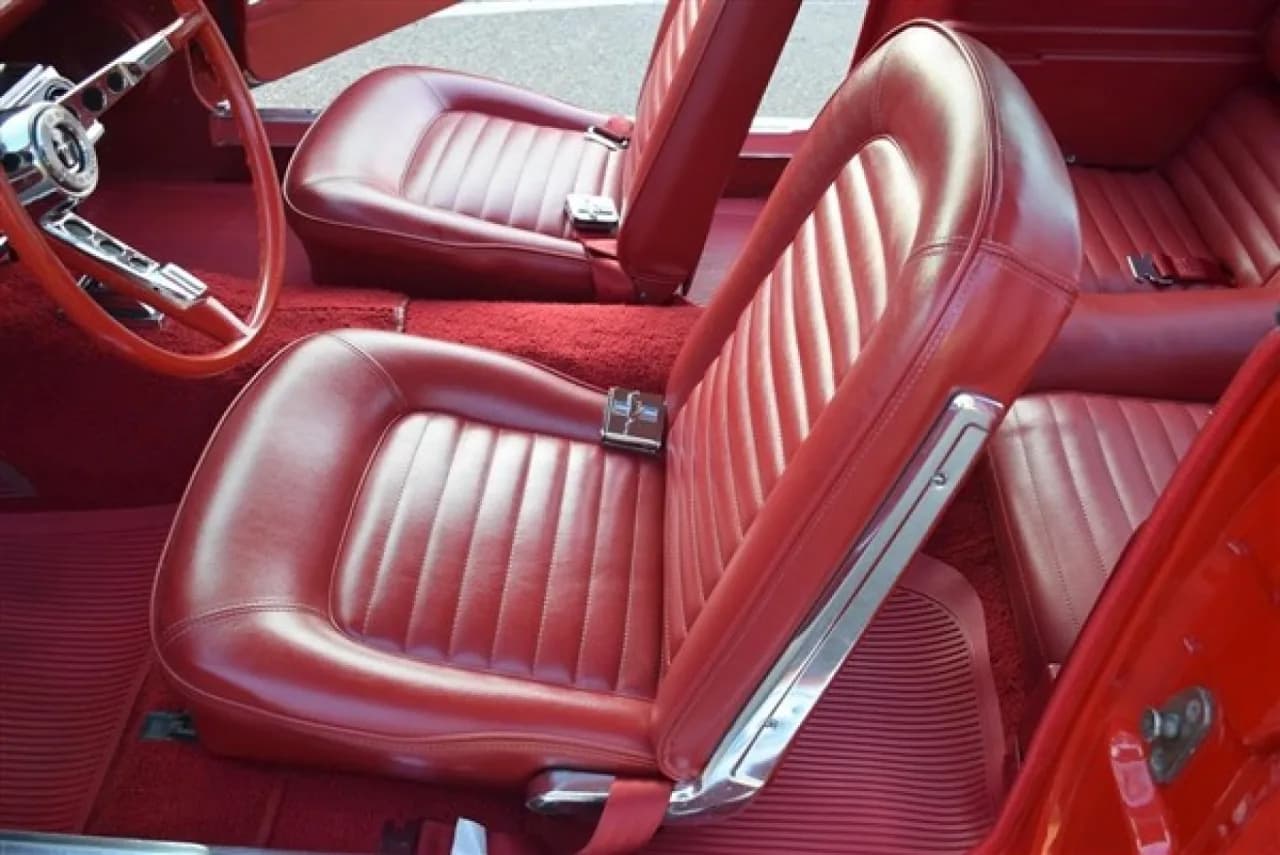 1965 Ford Mustang Fastback 2+2 - Thumbnail 8