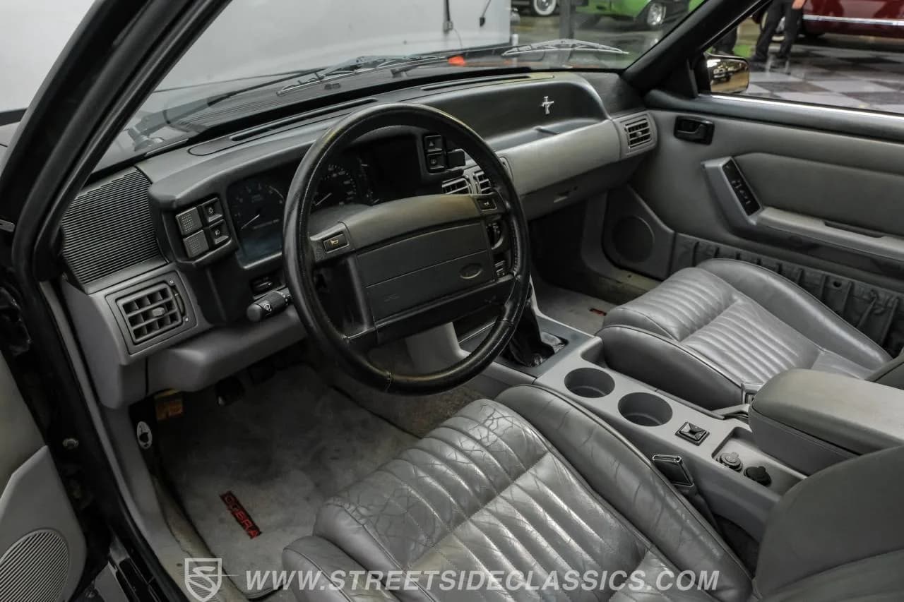 1993 Ford Mustang SVT Cobra Supercharged - Thumbnail 4