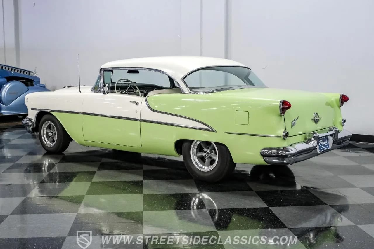1955 Oldsmobile Deluxe 88 Holiday Coupe - Thumbnail 8