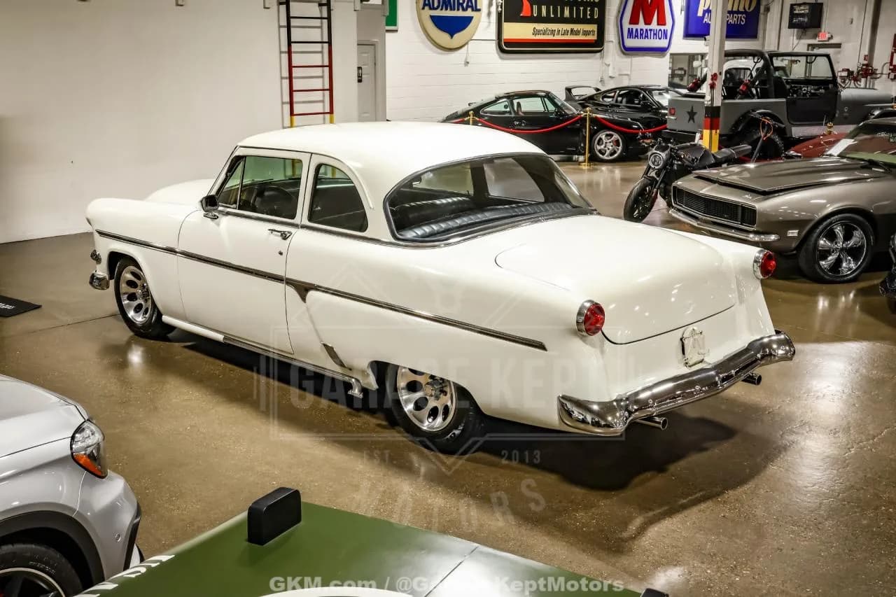 1954 Ford Crestline Skyliner - Thumbnail 6