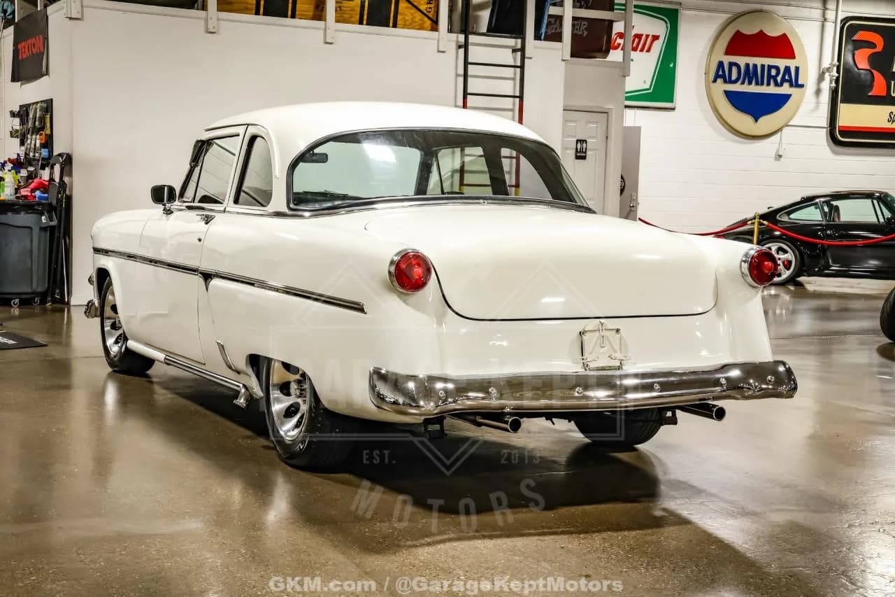 1954 Ford Crestline Skyliner - Thumbnail 7