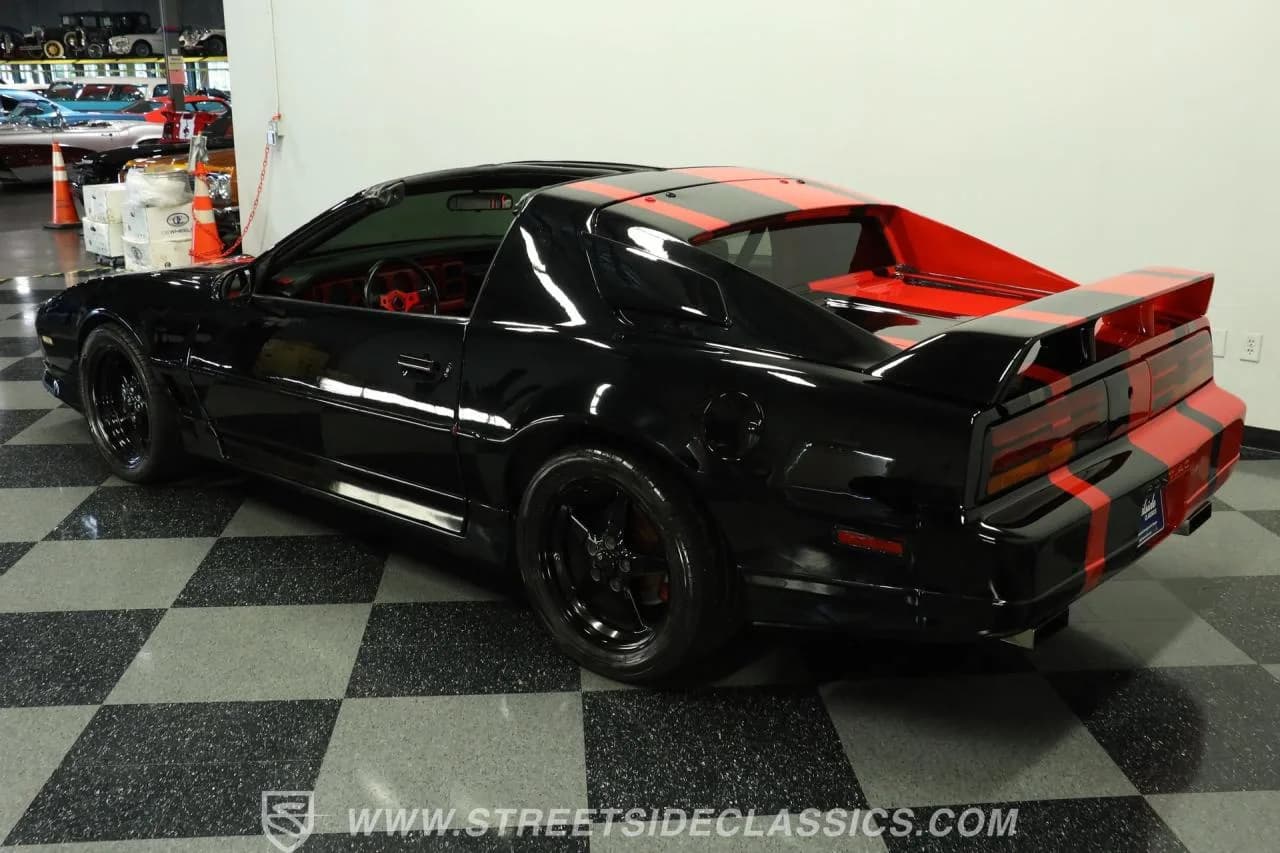 1989 Pontiac Firebird Trans Am - Thumbnail 7