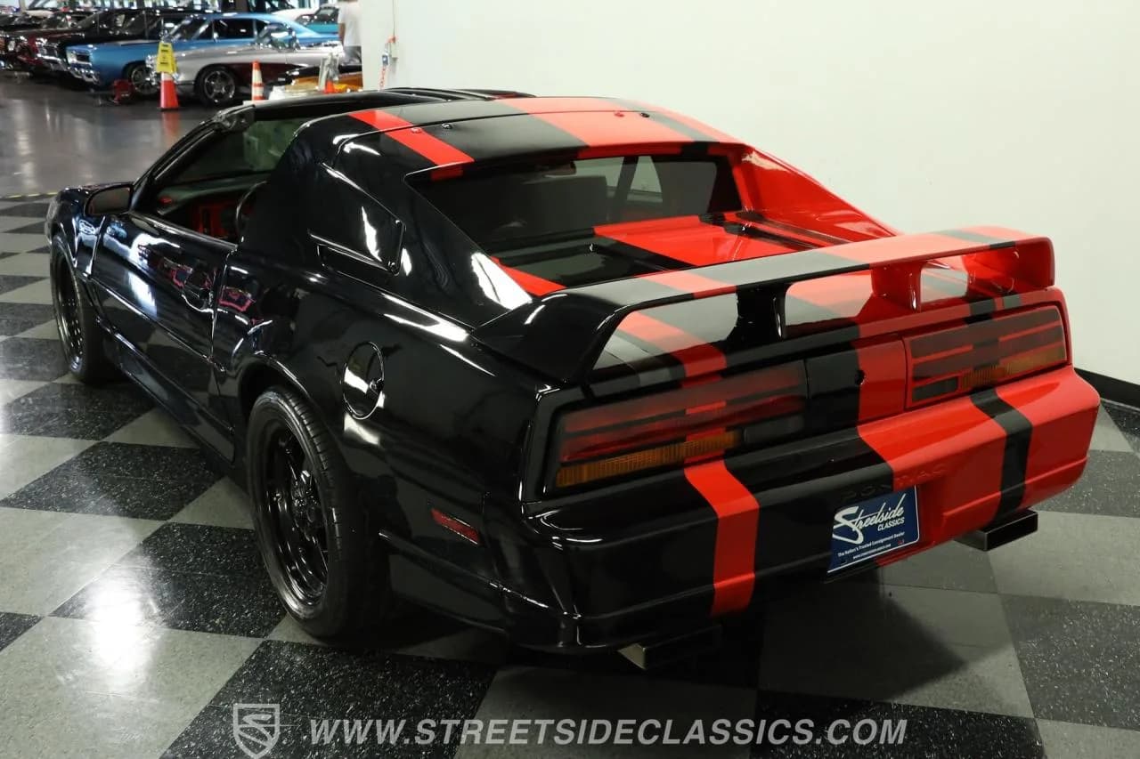 1989 Pontiac Firebird Trans Am - Thumbnail 8