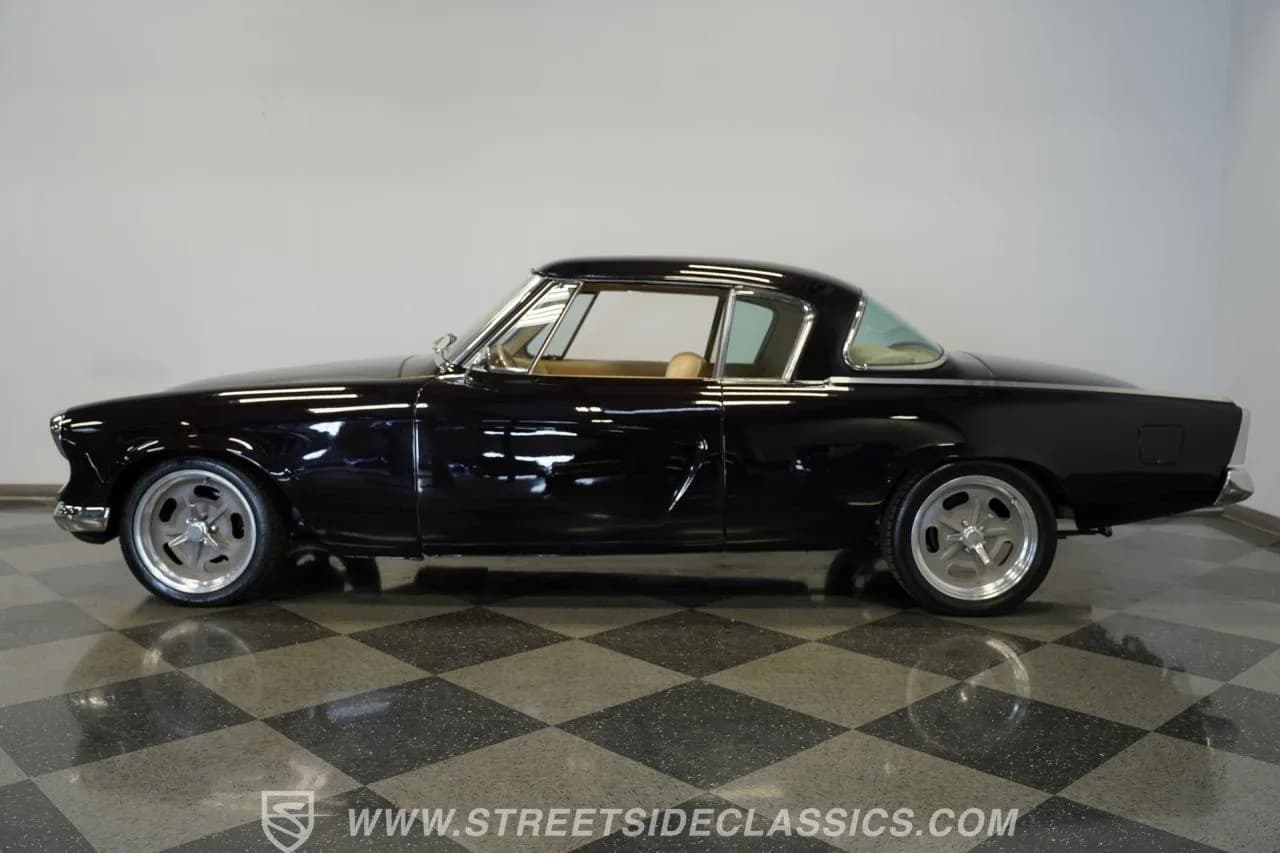 1953 Studebaker Commander - Thumbnail 2