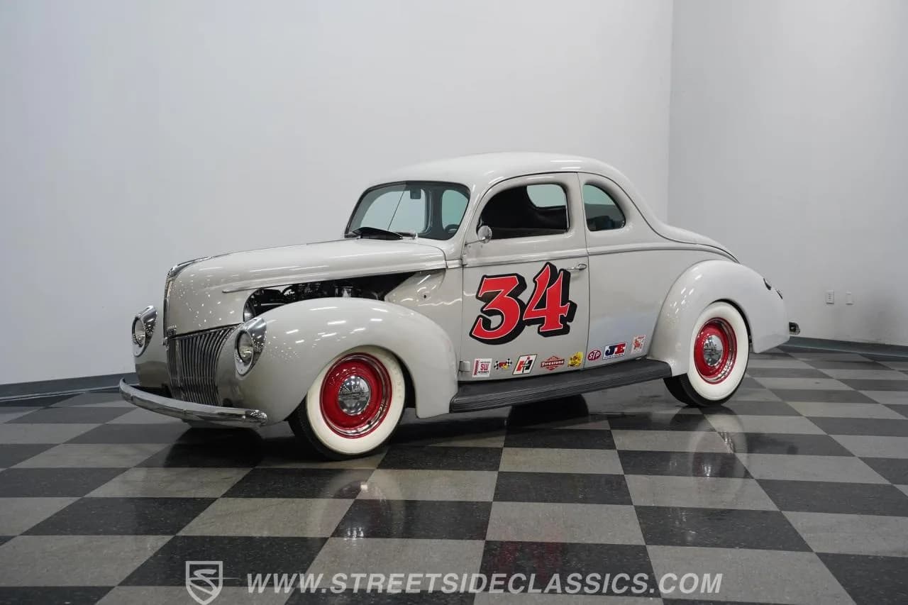 1940 Ford 5-Window Coupe - Thumbnail 5