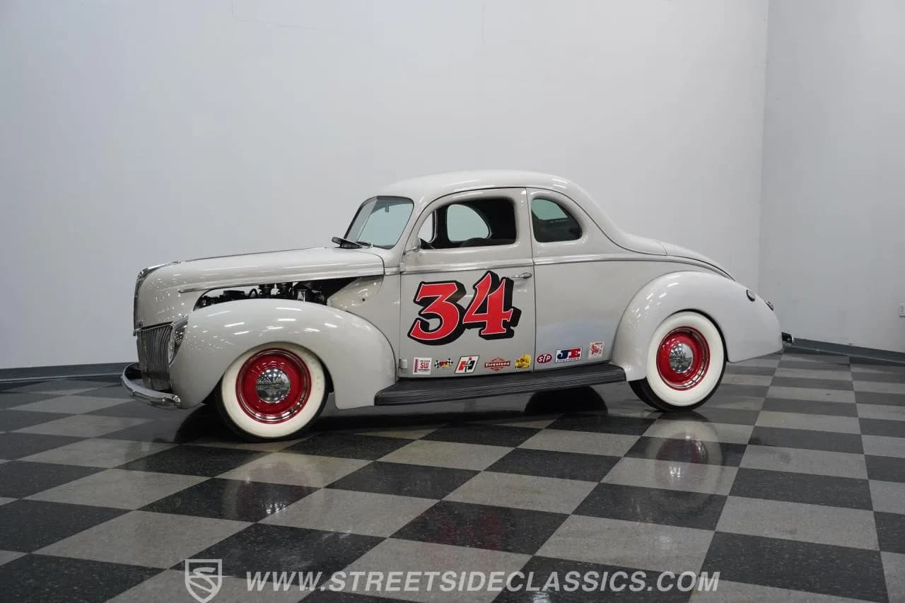 1940 Ford 5-Window Coupe - Thumbnail 6