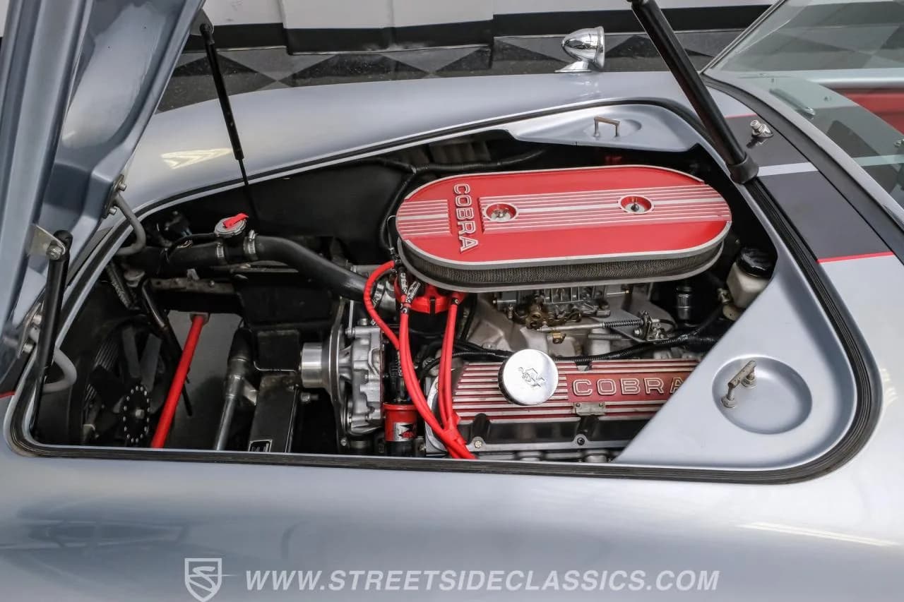1967 Shelby Cobra Everett-Morrison - Thumbnail 3