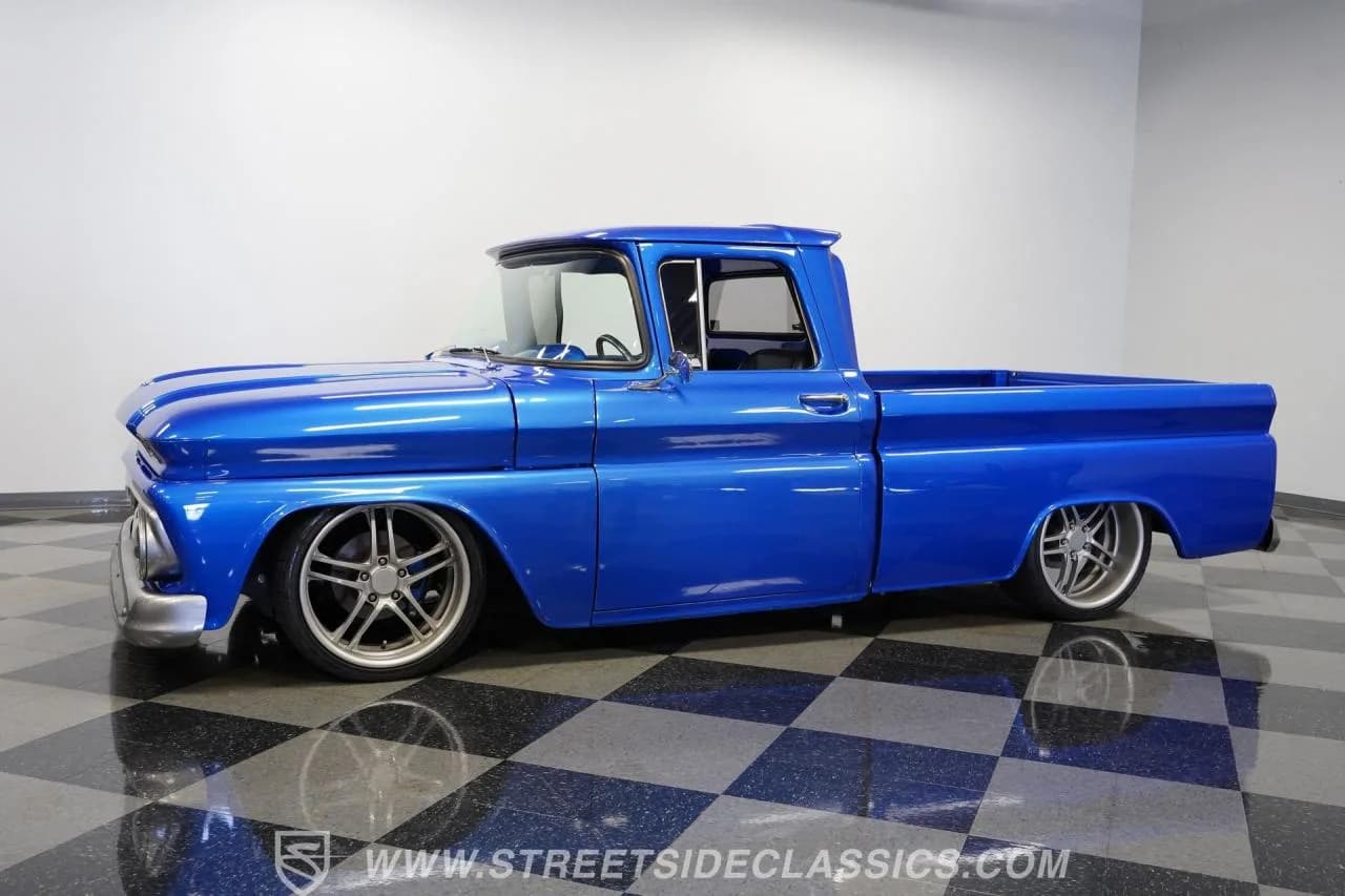 1963 Chevrolet C10 Fleetside Restomod - Thumbnail 7