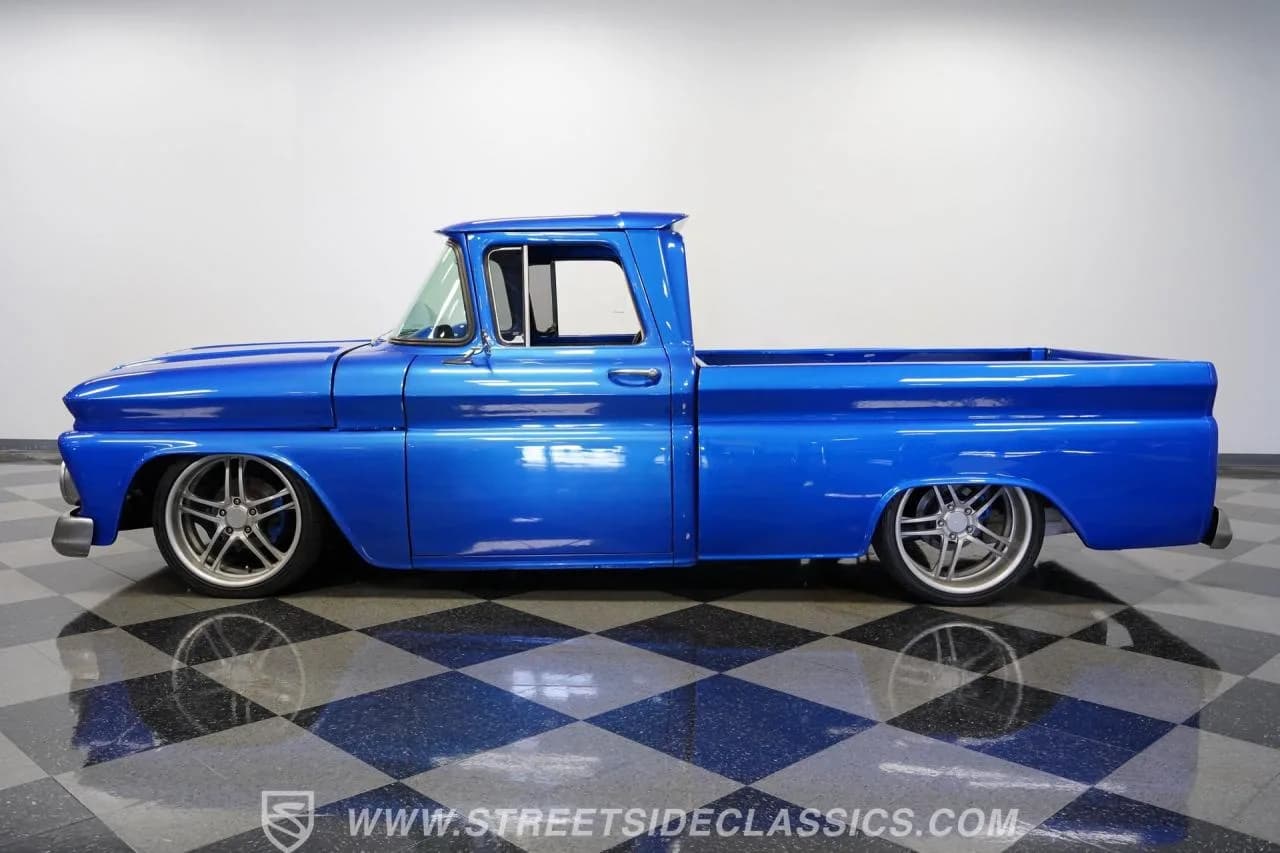 1963 Chevrolet C10 Fleetside Restomod - Thumbnail 8