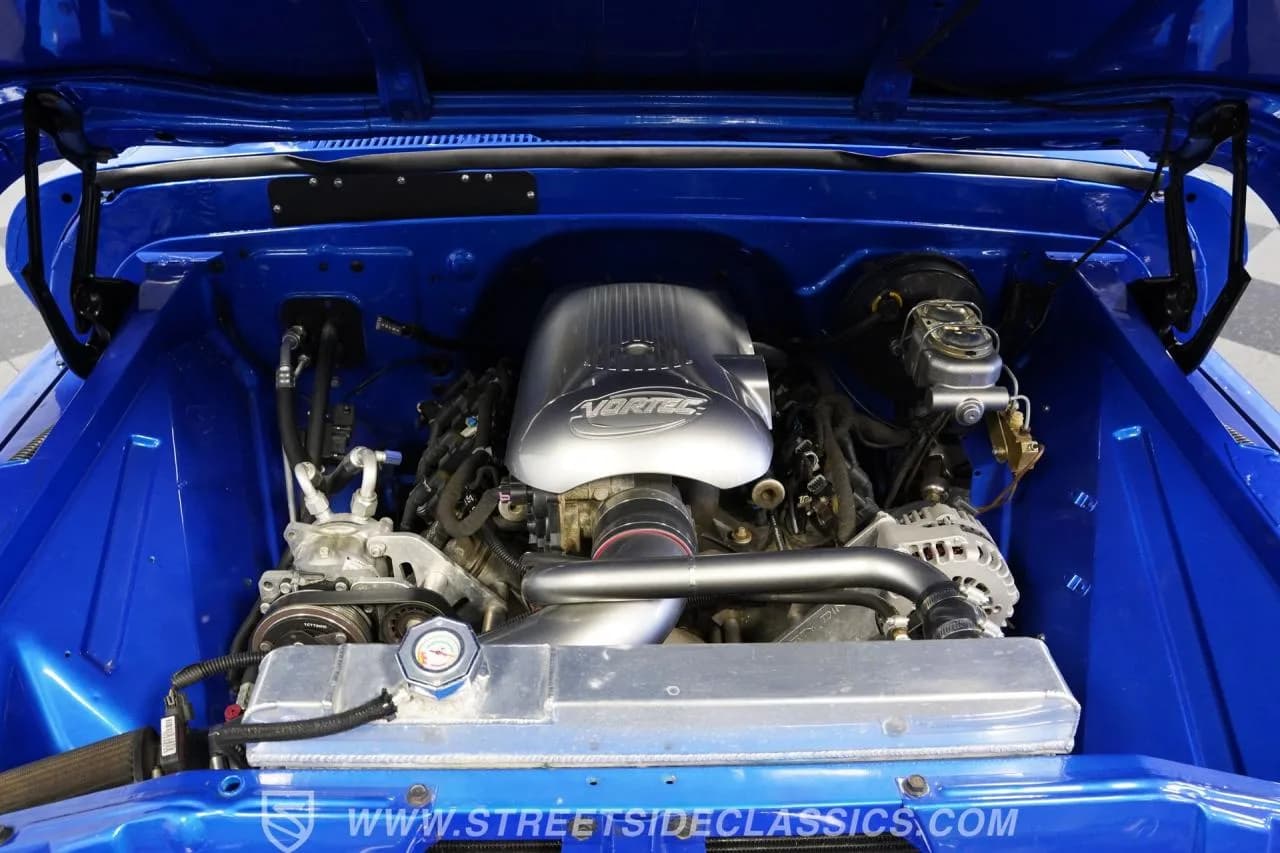 1963 Chevrolet C10 Fleetside Restomod - Thumbnail 3