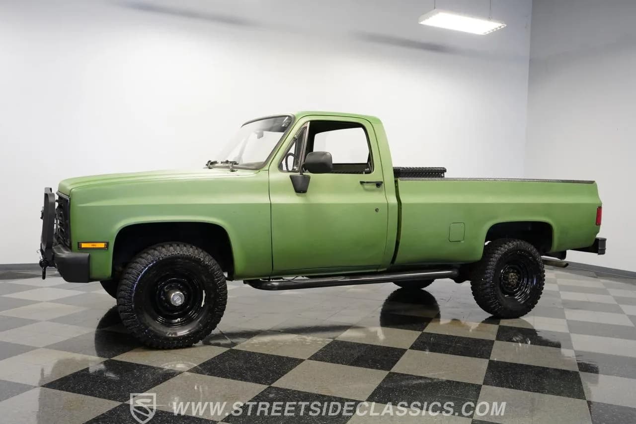 1986 Chevrolet D30 M1008 CUCV 4X4 Diesel - Thumbnail 7