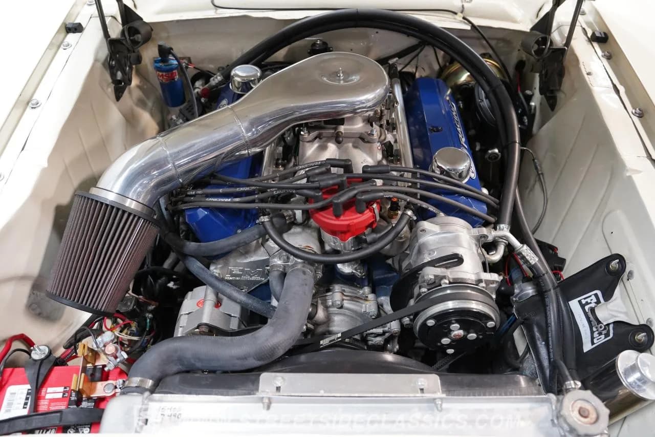 1965 Ford Mustang Fastback 427 Pro Touring - Thumbnail 3