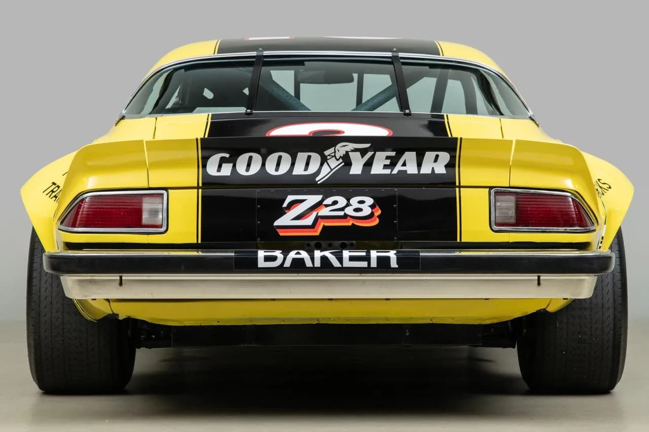 1974 Chevrolet Camaro IROC - Thumbnail 6