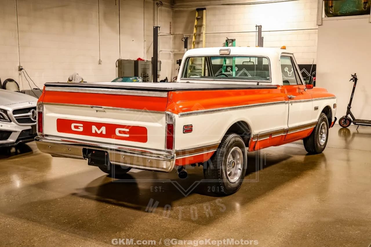 1970 GMC C1500 - Thumbnail 8