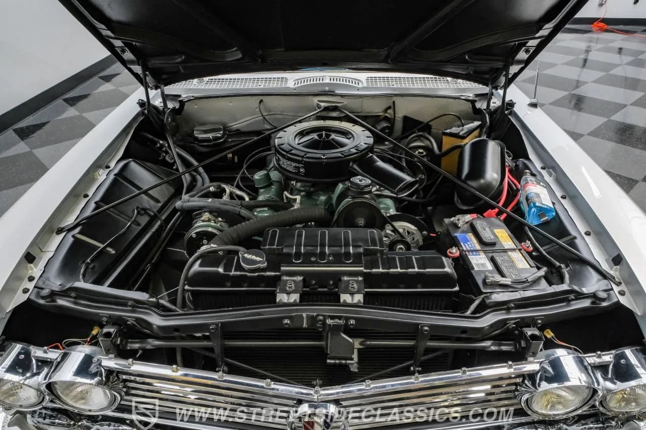 1961 Buick LeSabre - Thumbnail 3
