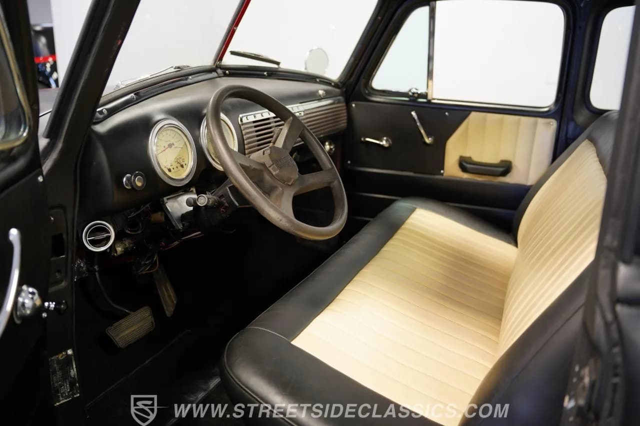 1952 Chevrolet 3100 5 Window Restomod - Thumbnail 4