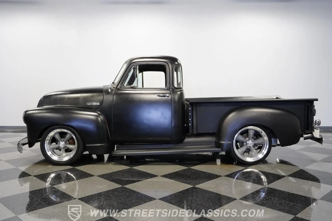 1952 Chevrolet 3100 5 Window Restomod - Thumbnail 8
