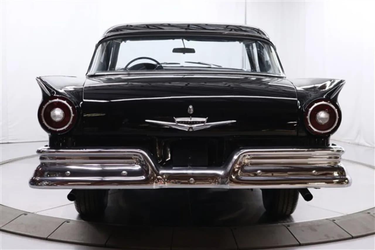 1957 Ford Fairlane - Thumbnail 6