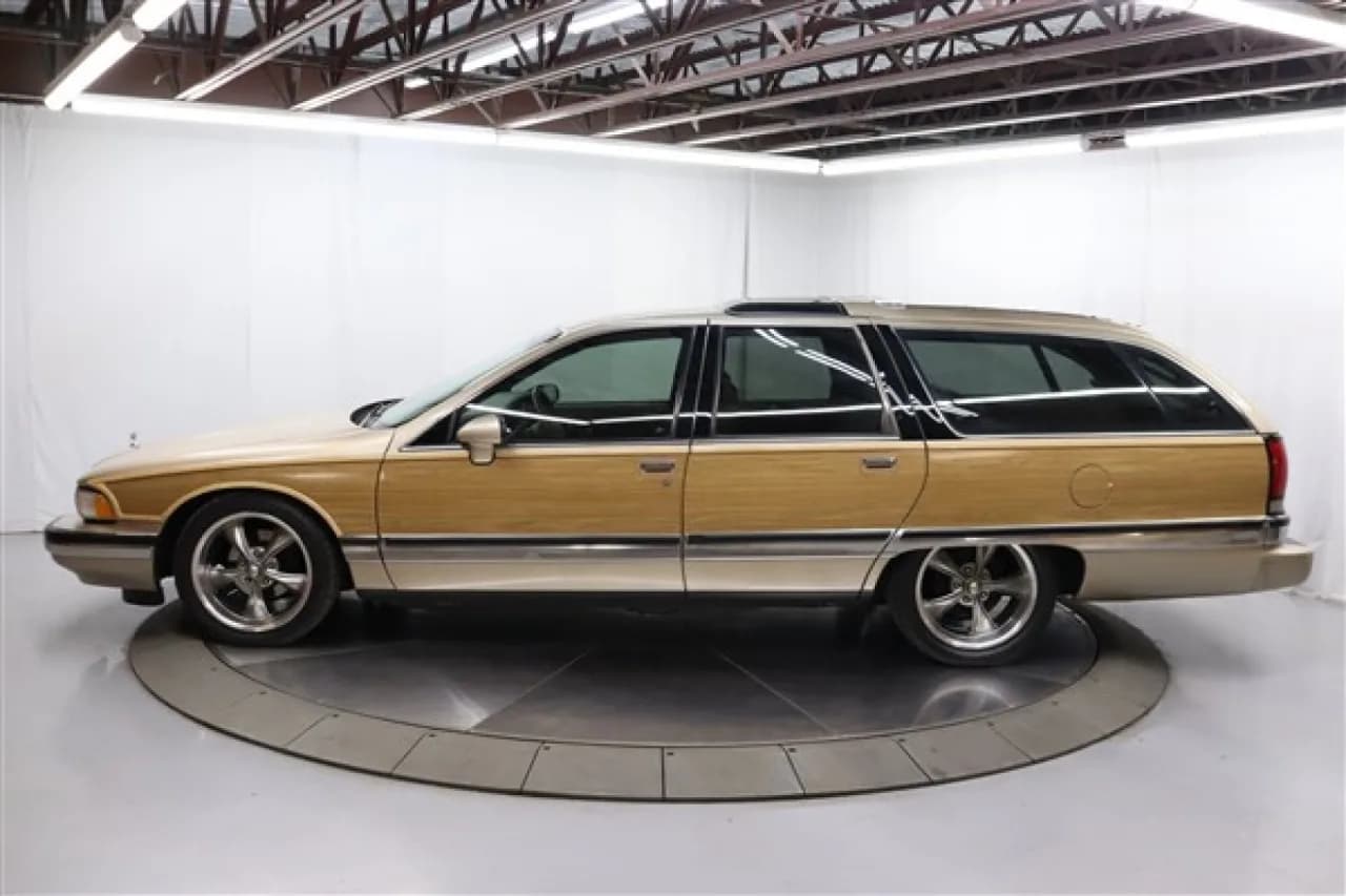 1993 Buick Roadmaster Estate - Thumbnail 4