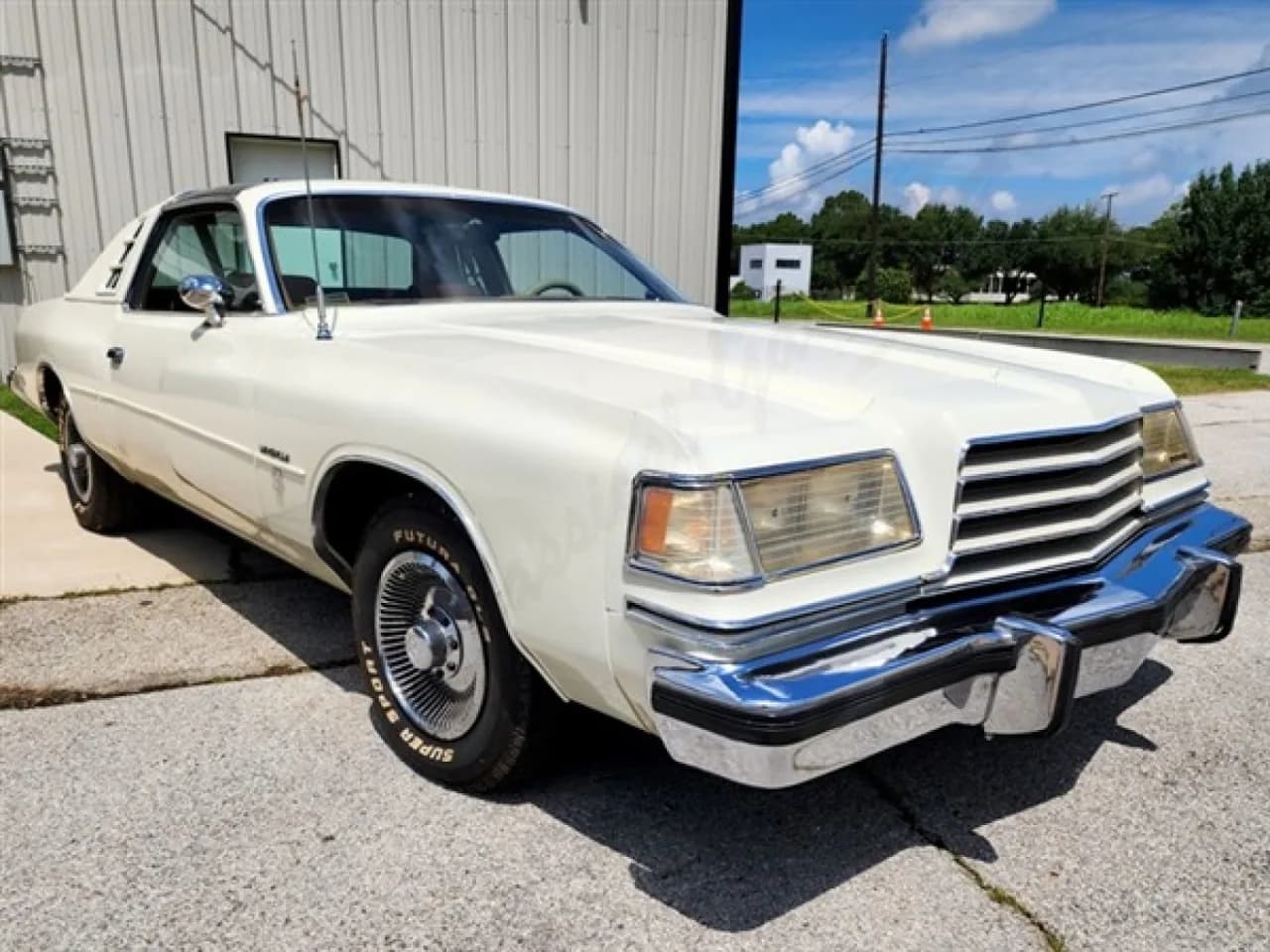 1978 Dodge Magnum XE - Thumbnail 2