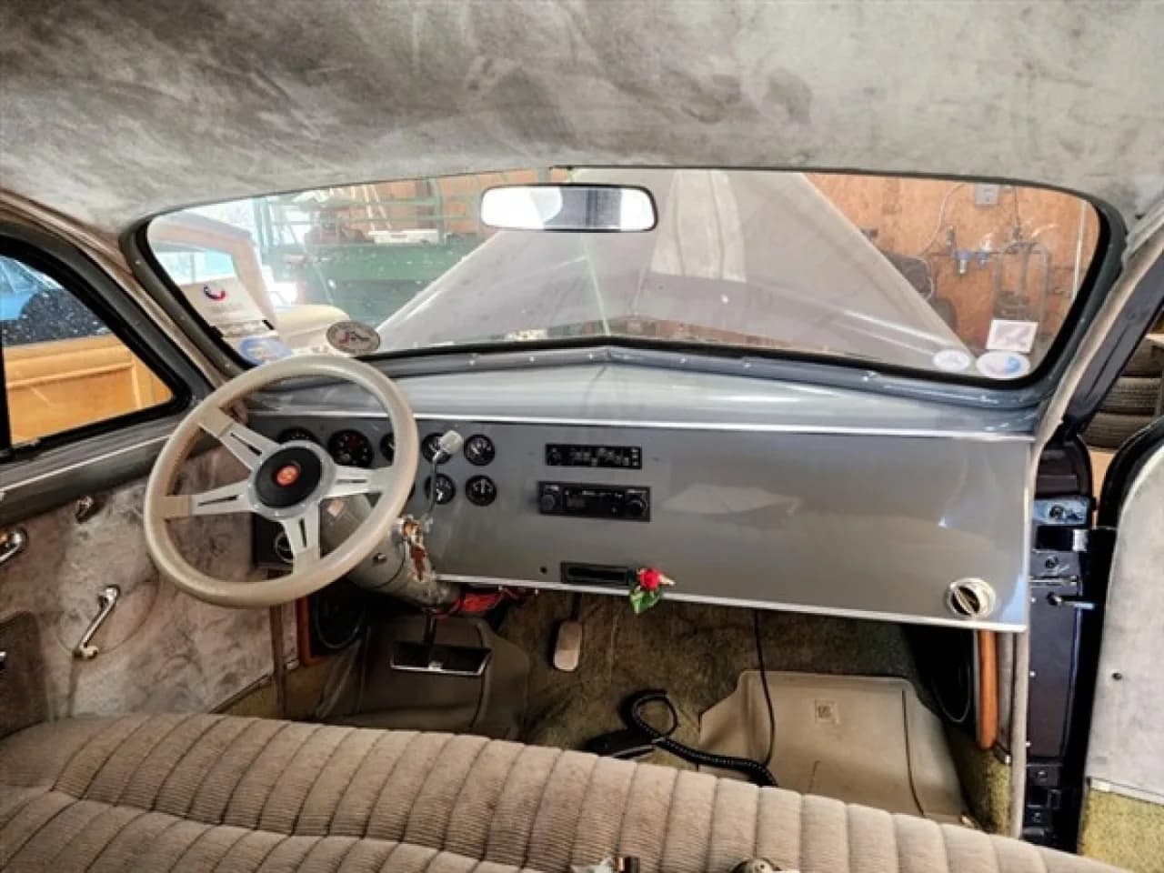1940 Cadillac Hearse - Thumbnail 8